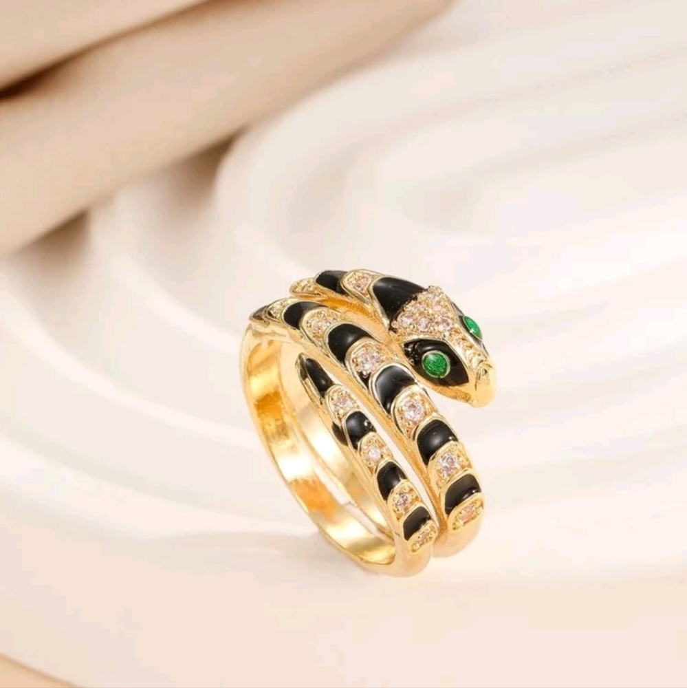 Snake doble wrapping ring